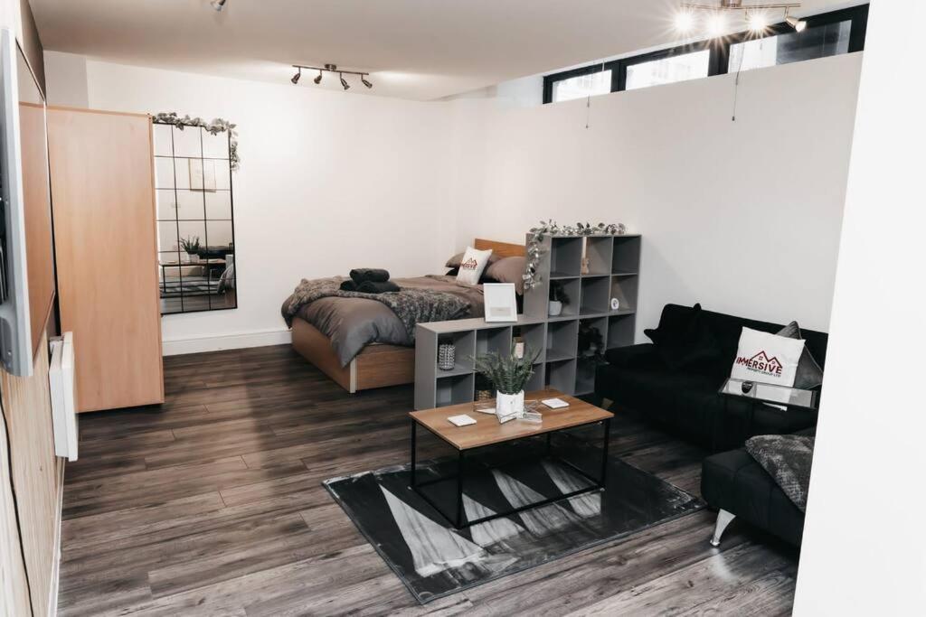 Stunning Modern Heart Of The City Apartment Sheffield Esterno foto