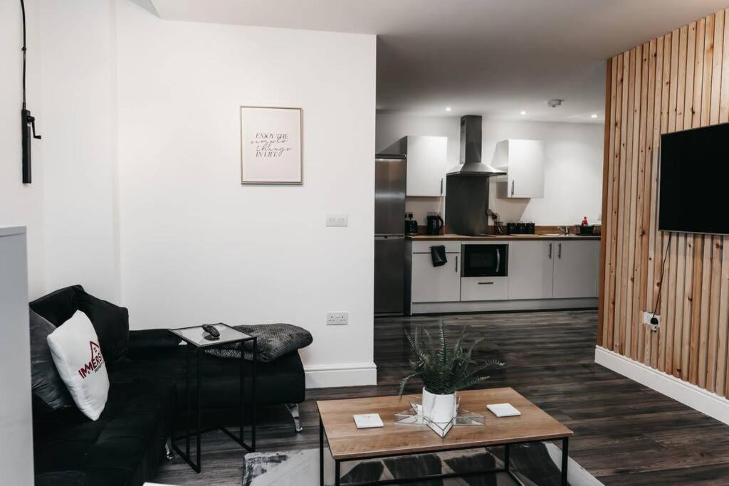 Stunning Modern Heart Of The City Apartment Sheffield Esterno foto