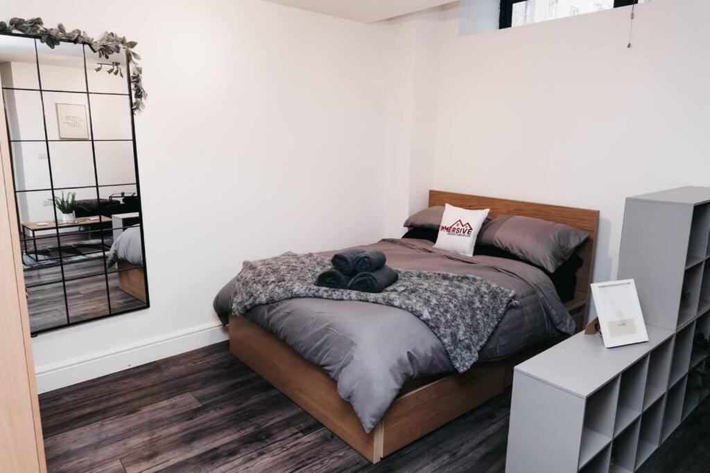 Stunning Modern Heart Of The City Apartment Sheffield Esterno foto